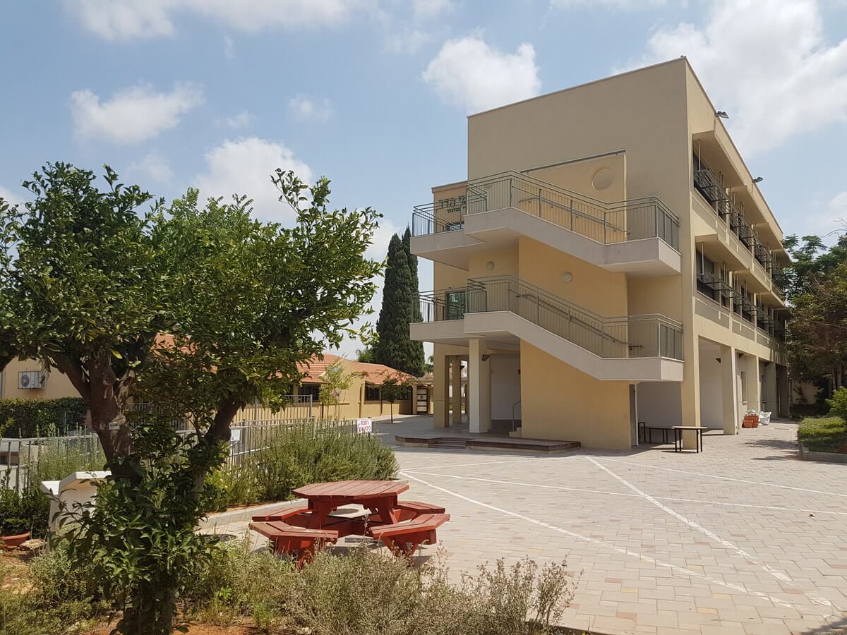 בית ספר הדר 5
